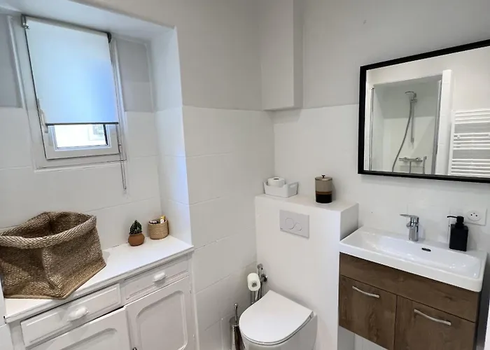 Apartamento Superbe De 105 M2, Hyper Centre Avec Terrasse, Parking, à 5 Min De La